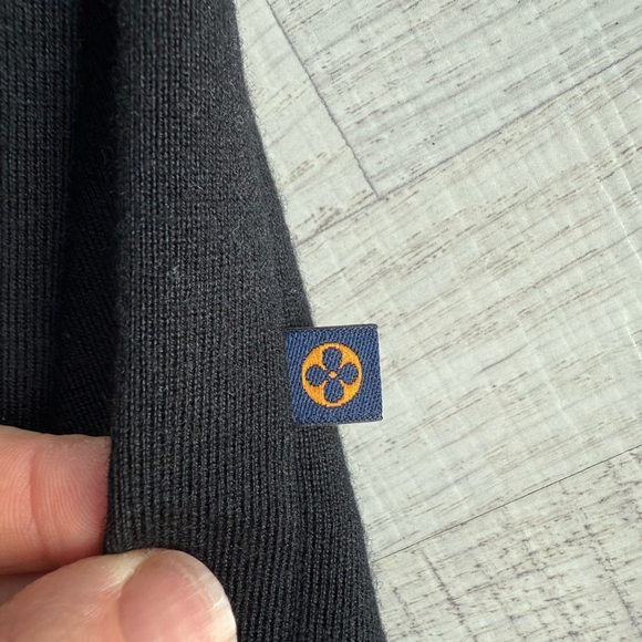 Louis Vuitton Black Cashmere Blend Cardigan Women Brass Embellishments Size M - Picture 5 of 12